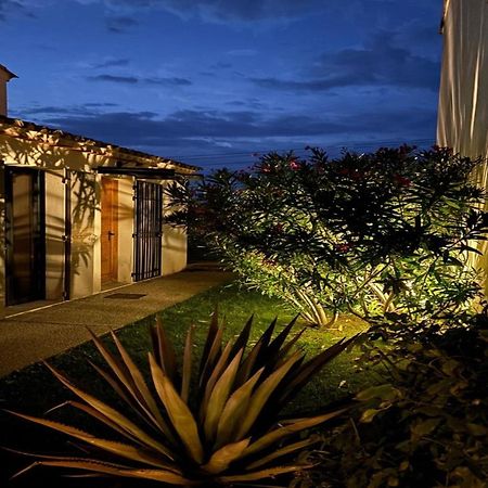 Modern Villa With Private Pool In Malauc N Malaucène エクステリア 写真