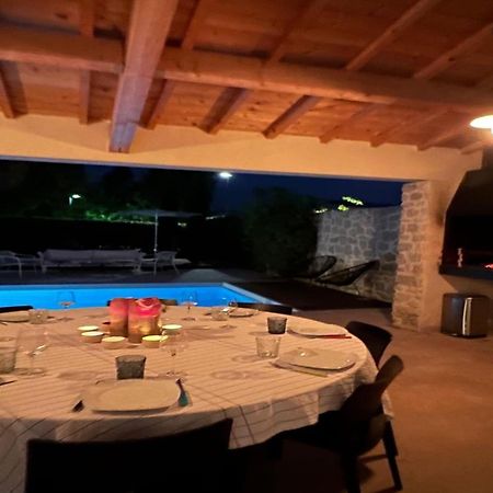 Modern Villa With Private Pool In Malauc N Malaucène エクステリア 写真